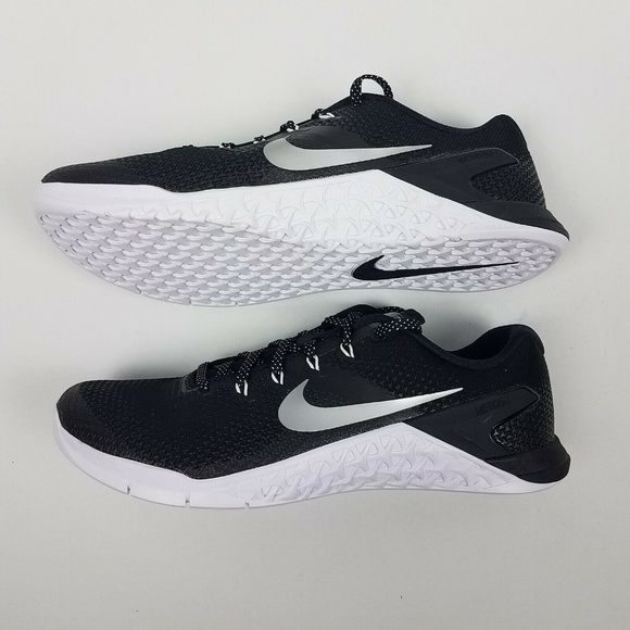 Nike Shoes | Nike Womens Metcon 4 Black Silver White 7 Training | Poshmark